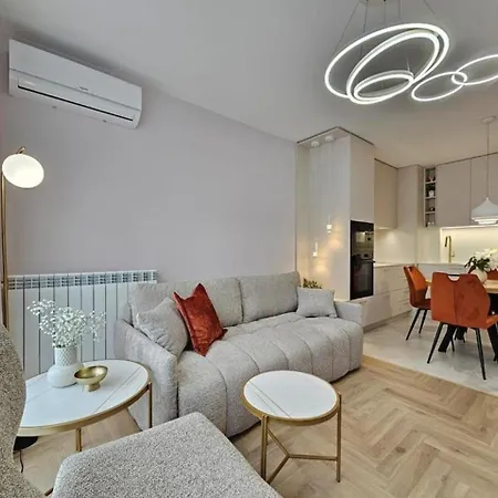 Designer's Signature Apartment Sofia